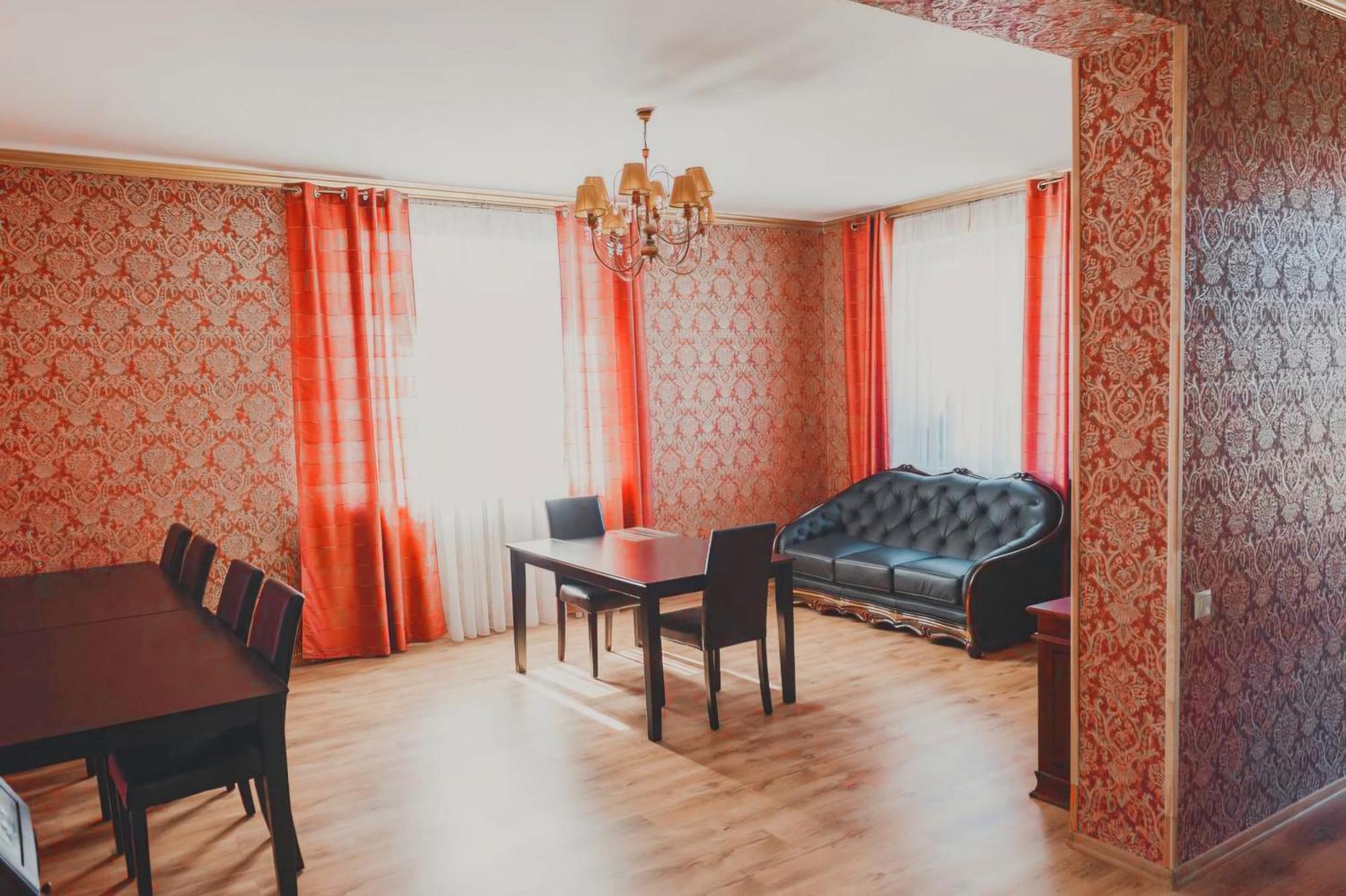 Family Hotel Даугавпилс Екстериор снимка