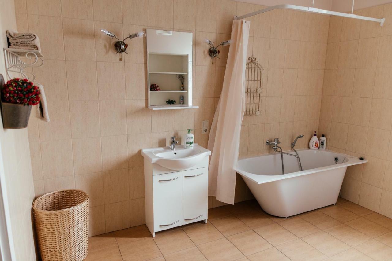 Family Hotel Даугавпилс Екстериор снимка